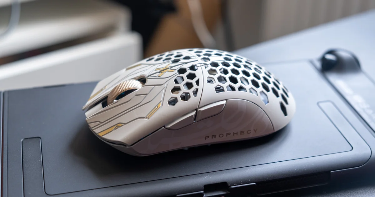 Finalmouse ULX Prophecy review: this 38g wireless mouse comes with 8K polling and a £150 price tag